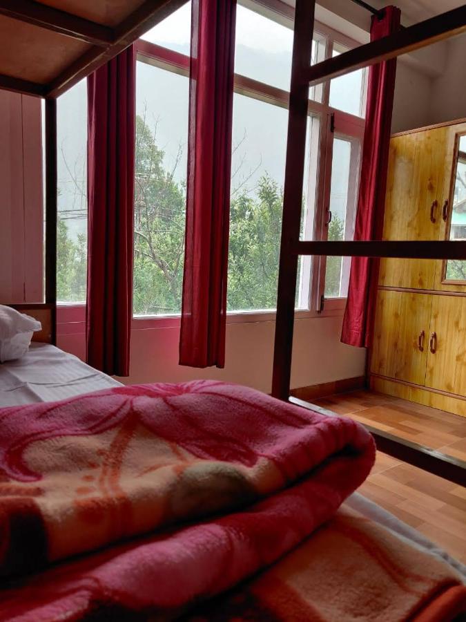 Multiverse Hostel & Stay Manāli Exterior foto